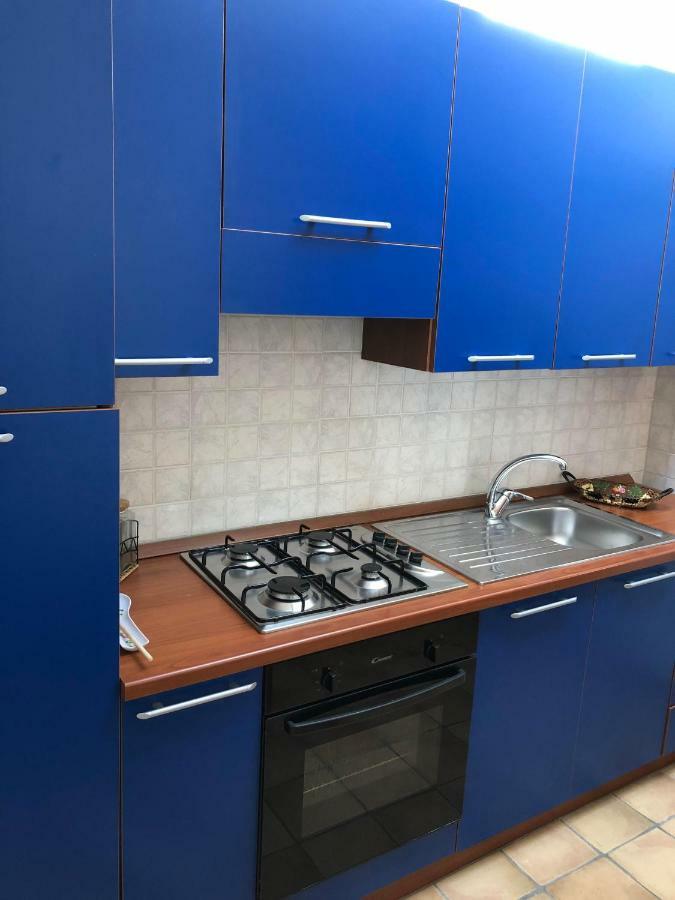 Pica Roof Apartment Наполи Екстериор снимка