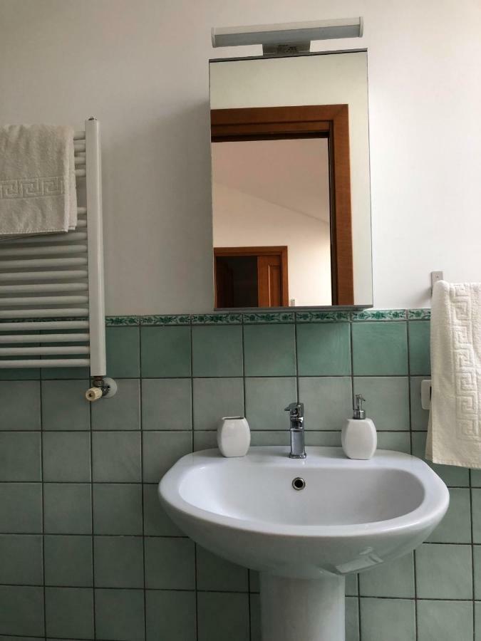 Pica Roof Apartment Наполи Екстериор снимка