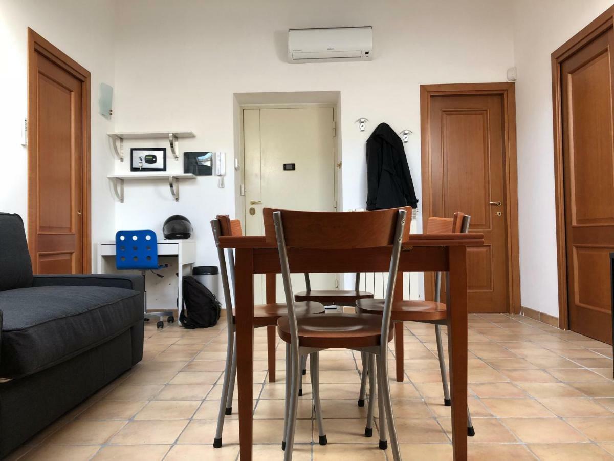 Pica Roof Apartment Наполи Екстериор снимка