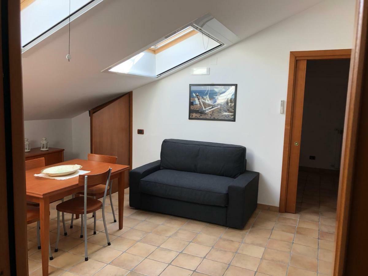 Pica Roof Apartment Наполи Екстериор снимка